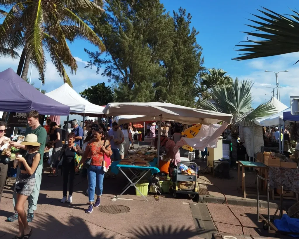 Marché forain de Saint-Pierre